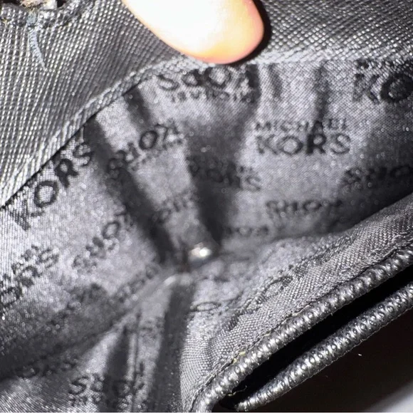 Michael Kors Black Logo Zip Around Leather Wallet - Picture 12 of 12